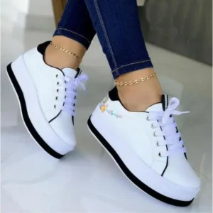 Curvefoot Women'S Fashion Round Toe Thick Sole Shallow Lace-Up Casual Sneakers