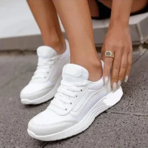 Curvefoot Women Casual Breathable Mesh Upper Flat Solid Color Sneakers