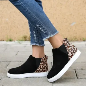 Curvefoot Women Fashion Round Toe Leopard Flat Elastic Slip-On Sneakers