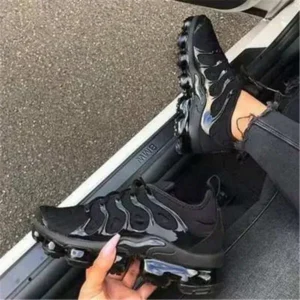 Curvefoot Women Solid Color Lace-Up Sports Shoes