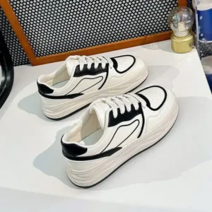 Curvefoot Women Fashion Platform Lace-Up Sneakers