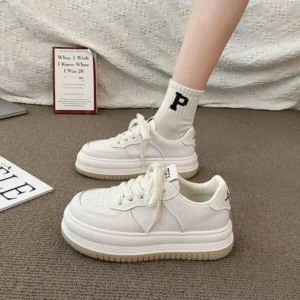 Curvefoot Women Fashion Round Toe Petite Platform Platform Lace-Up Sneakers